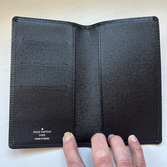Louis Vuitton Epi Agenda Cover - Picture 4 of 8